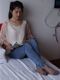 自由摄影 No.005 惬意的周末经典短灰丝陪你看看书(72)